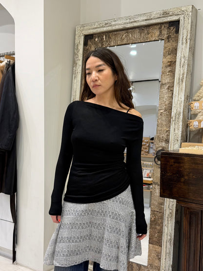 LASKA One shoulder top