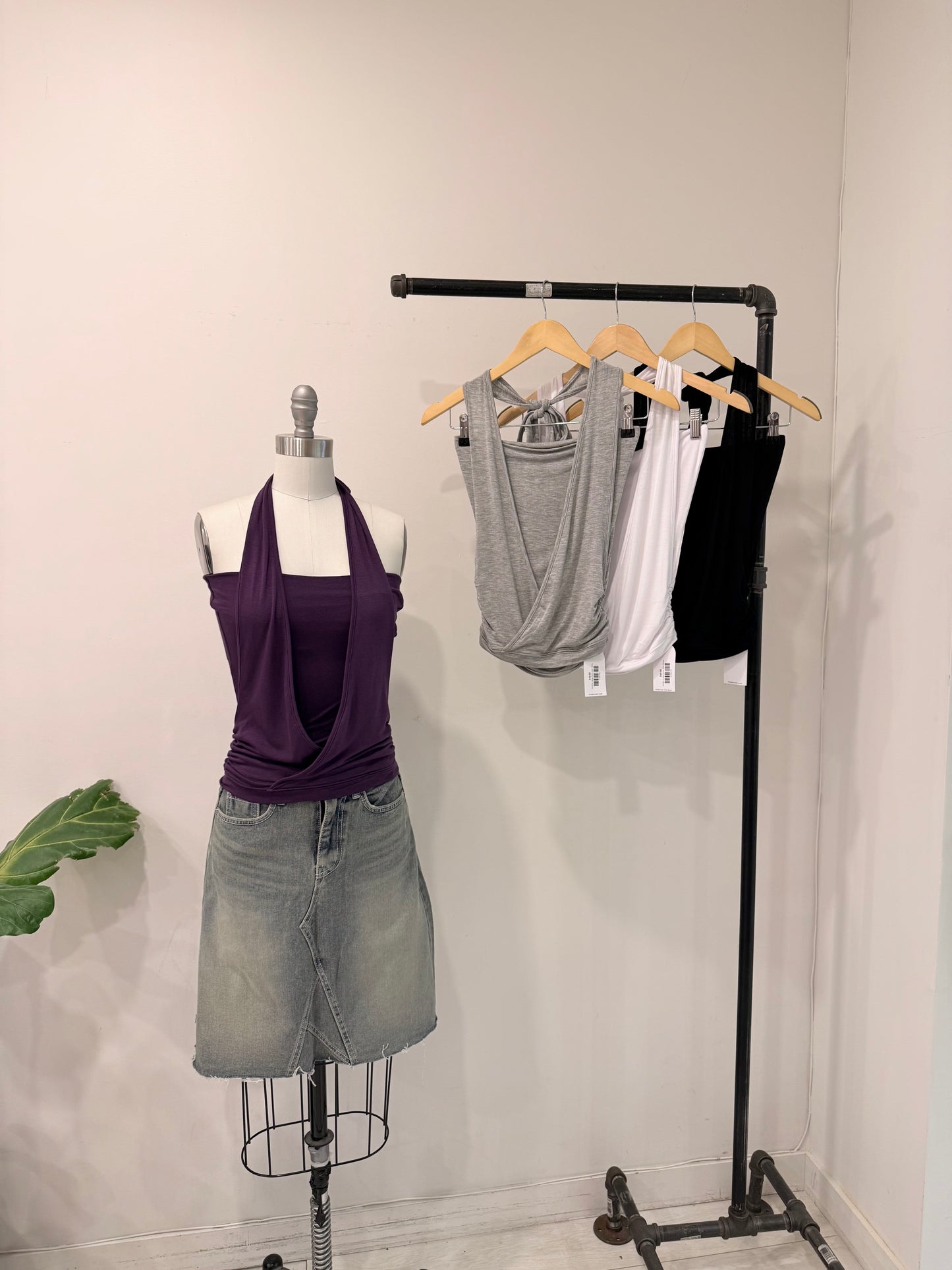 SHOLA Multi-way halter top