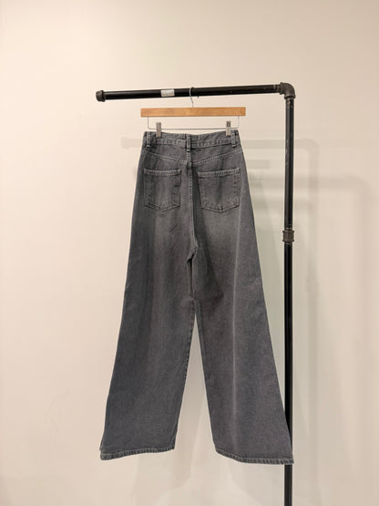 KENT Slit button fly jeans