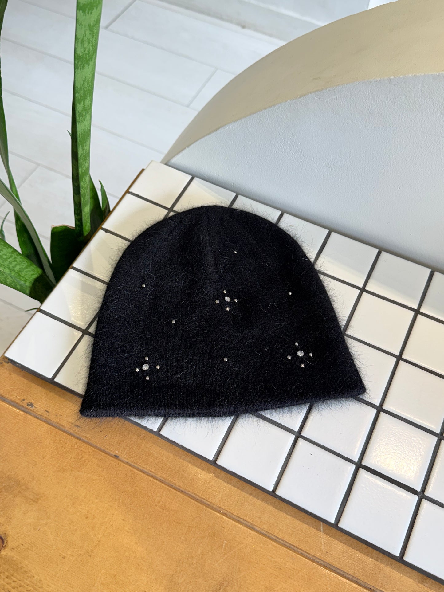 TIDE Beaded angora beanie