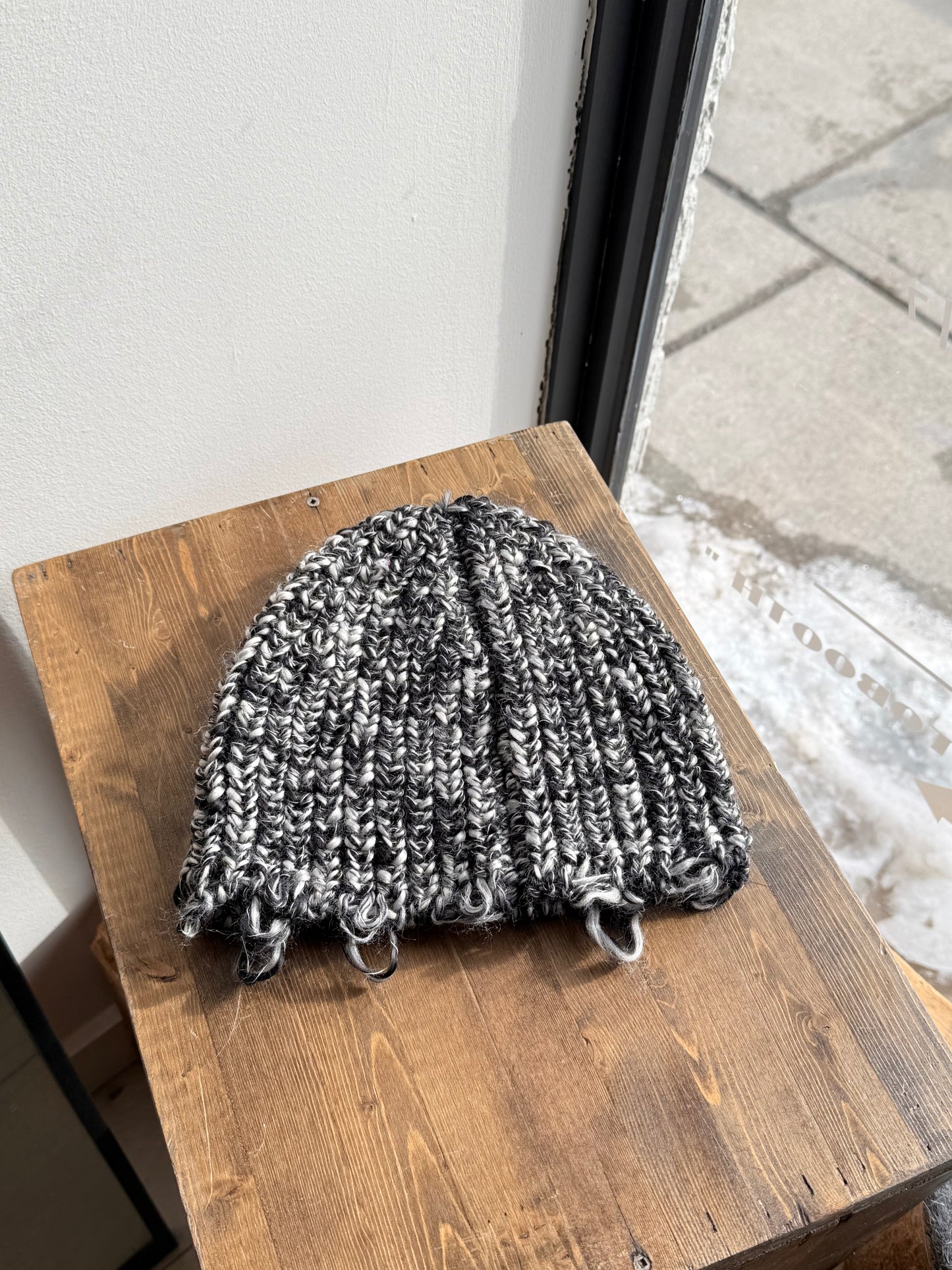 BETTER Distressed beanie