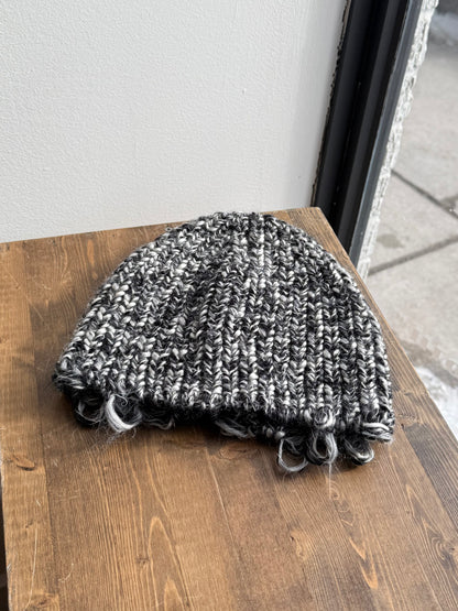 BETTER Distressed beanie