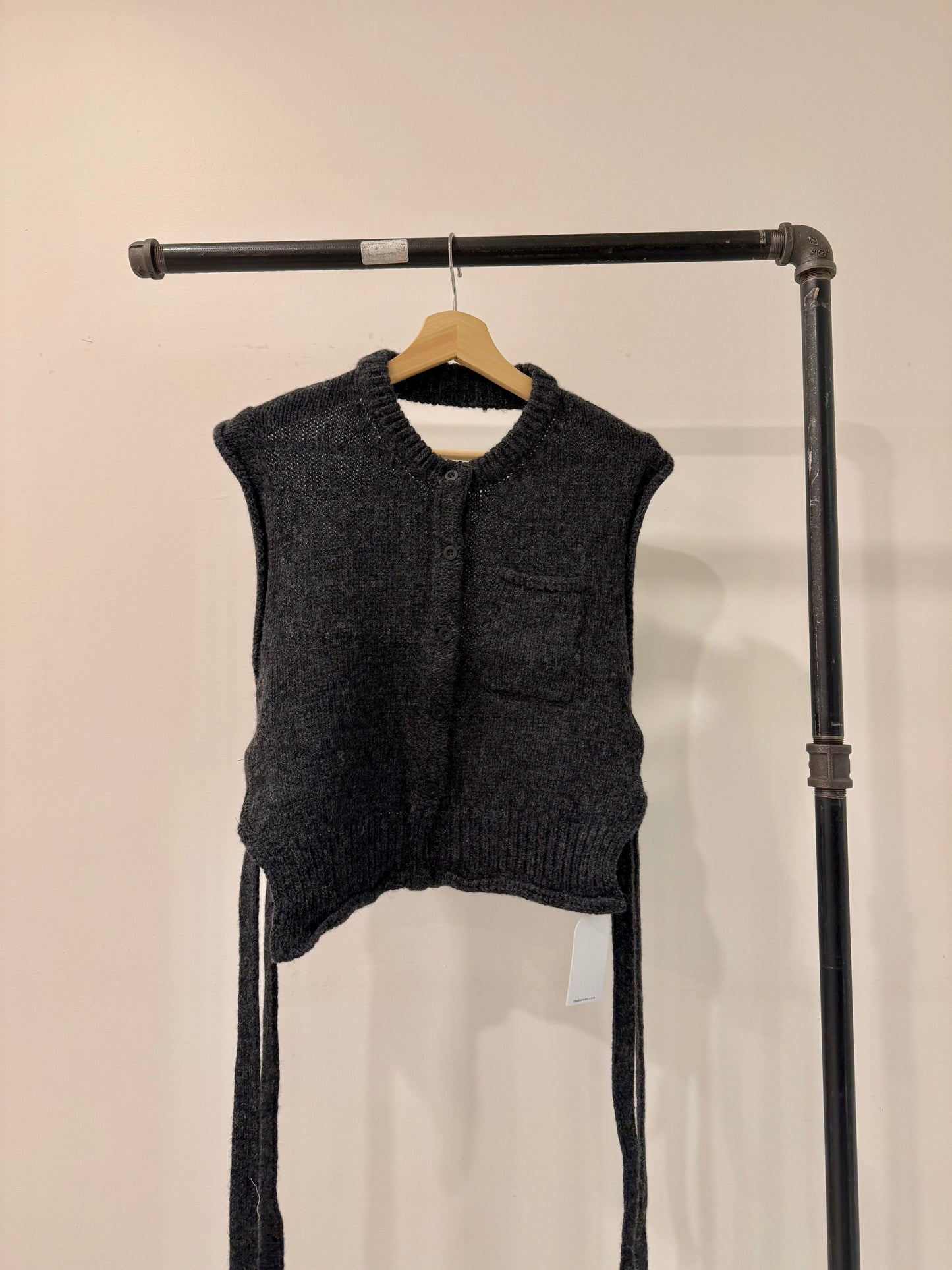 GEM Backless knit top