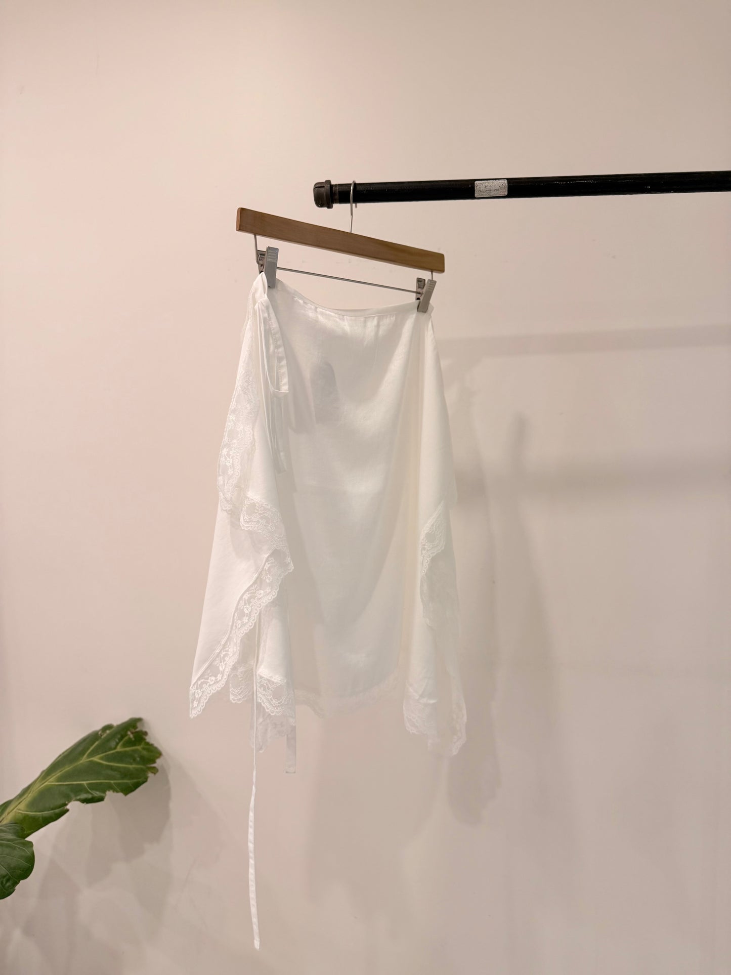 GLAZE Wrap skirt