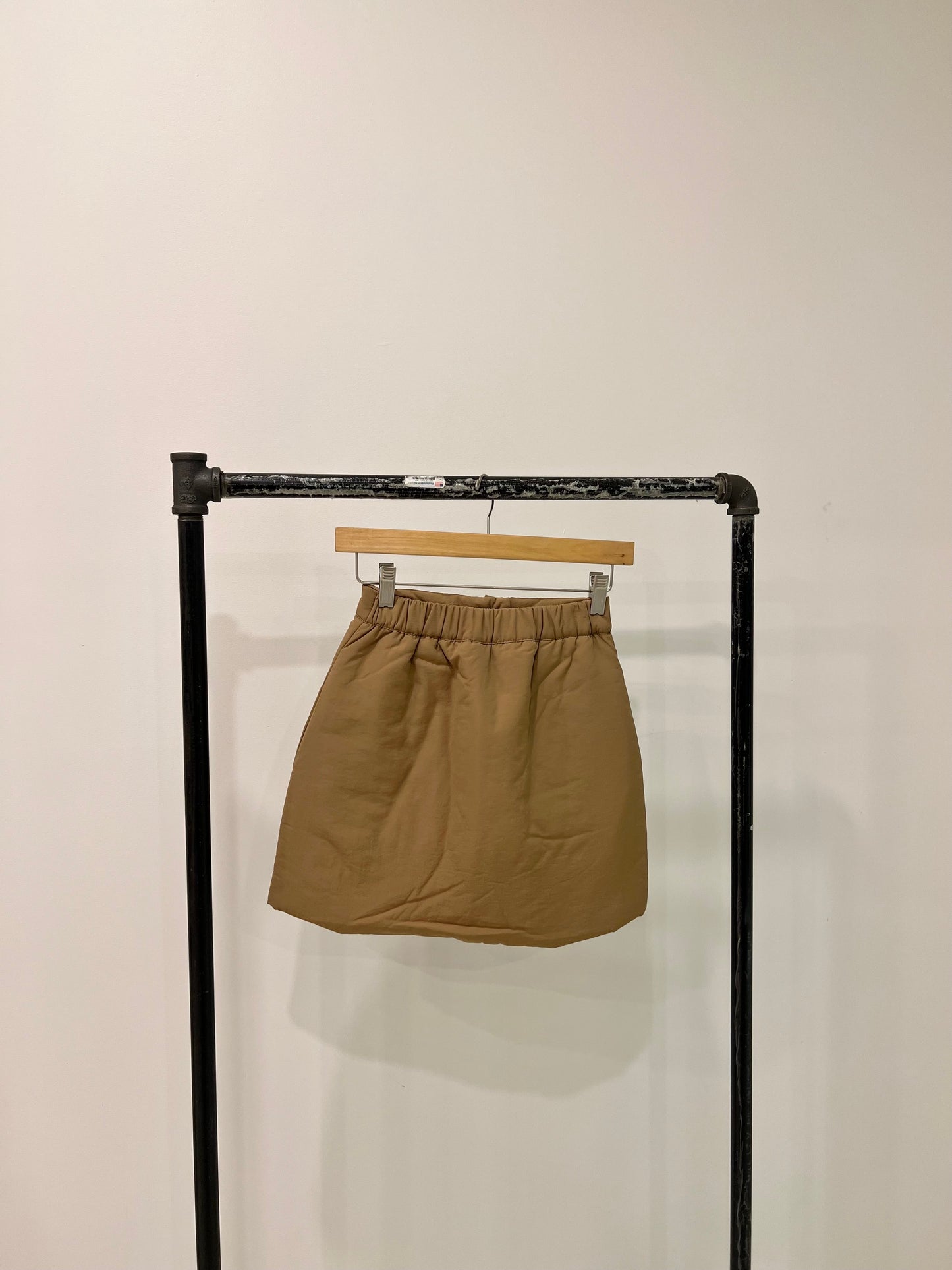 JUNO Padded mini skirt