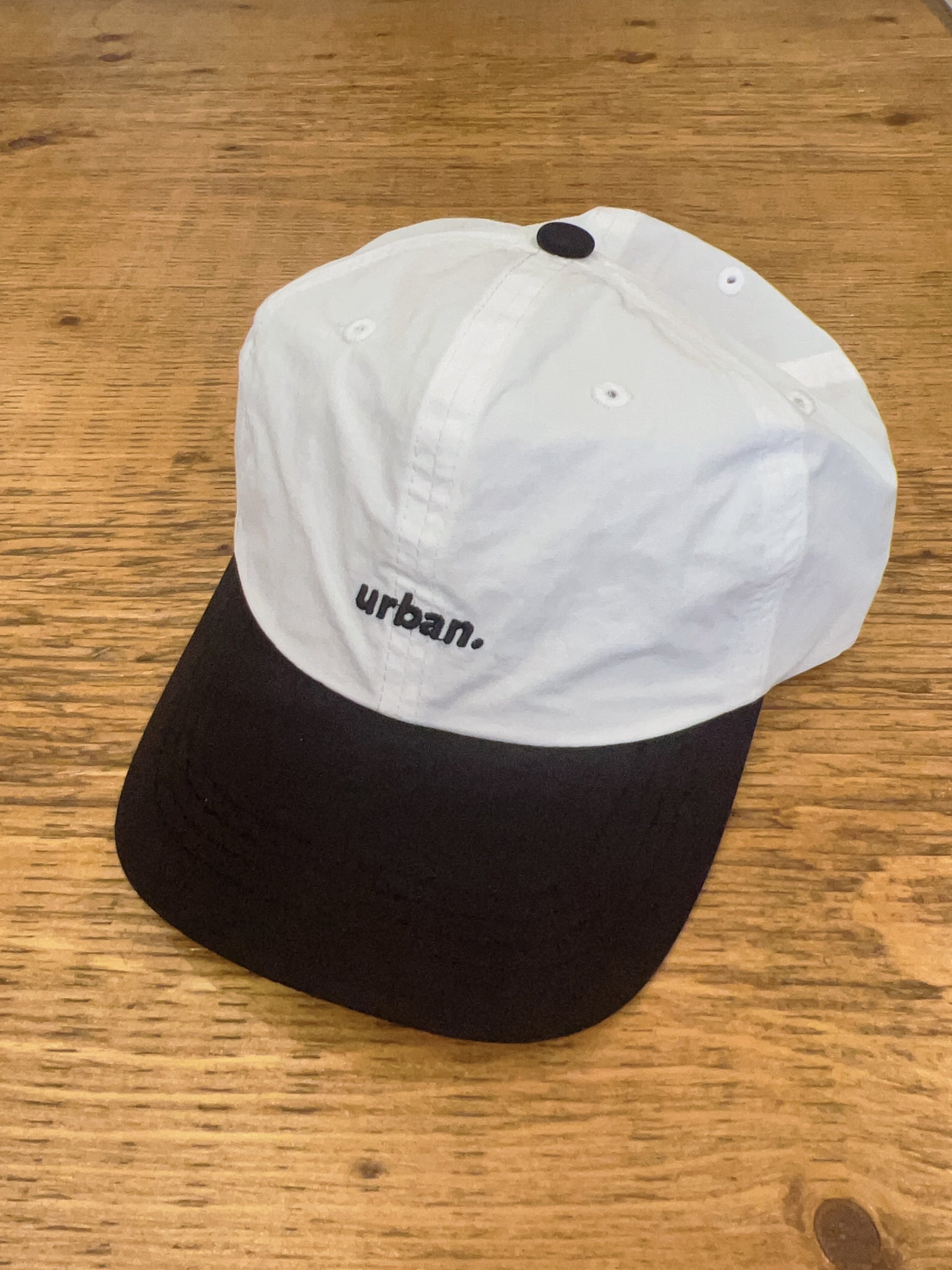URBAN Two-tone ball cap