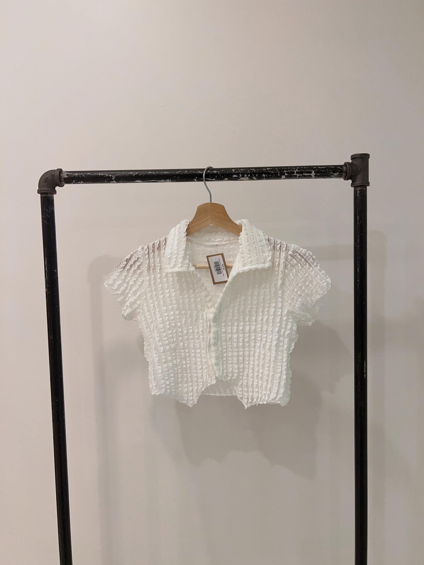 POND Lace cropped shirt