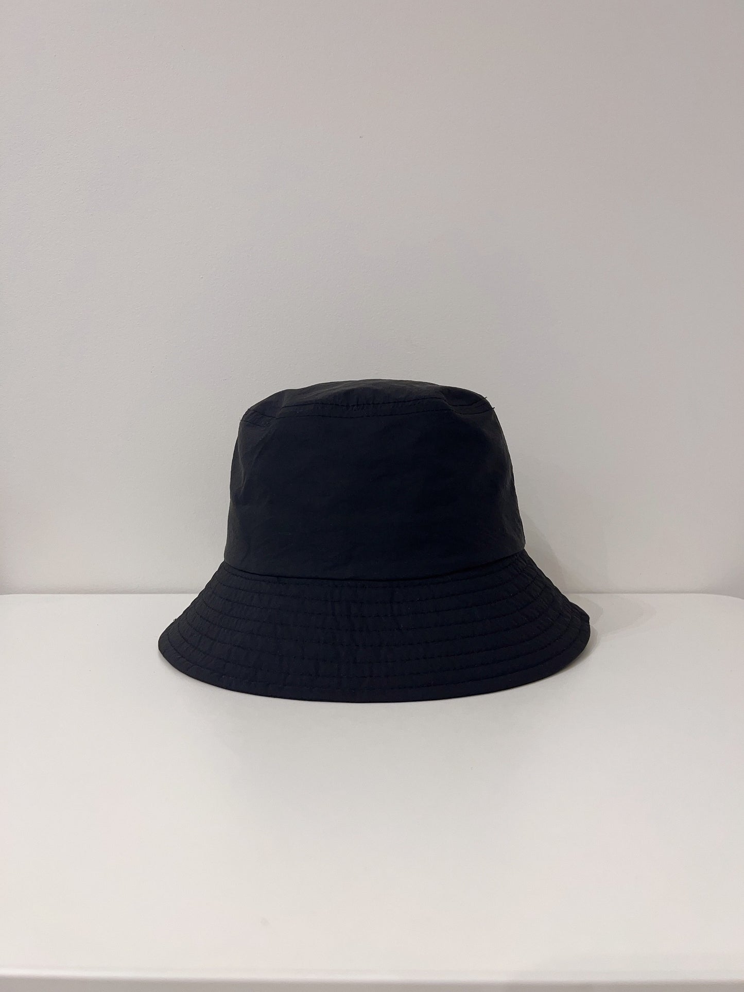 NILA Nylon bucket hat