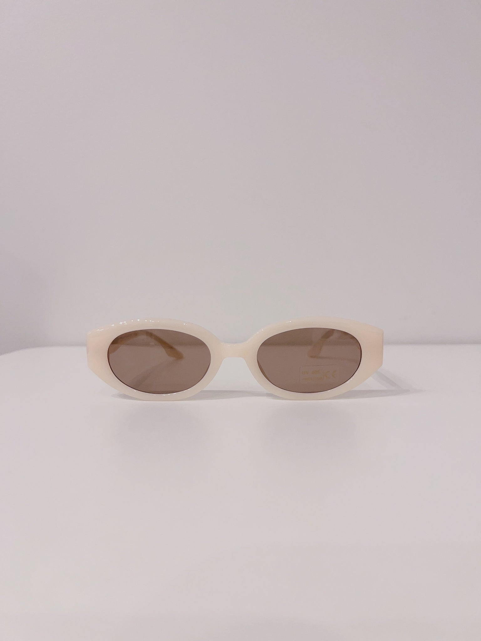 CATCH Oval shaped sunnies