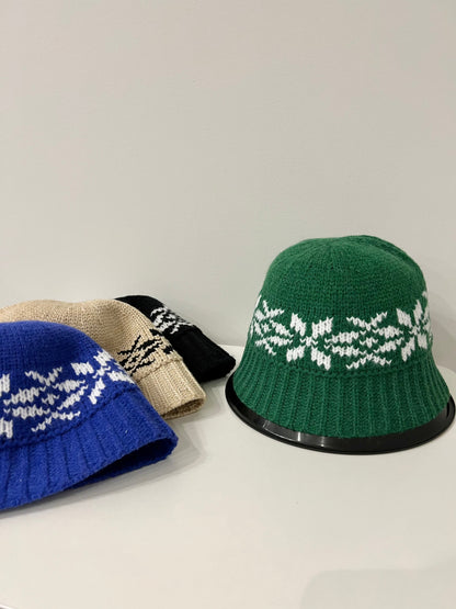 YUKI Snowflake bucket hat