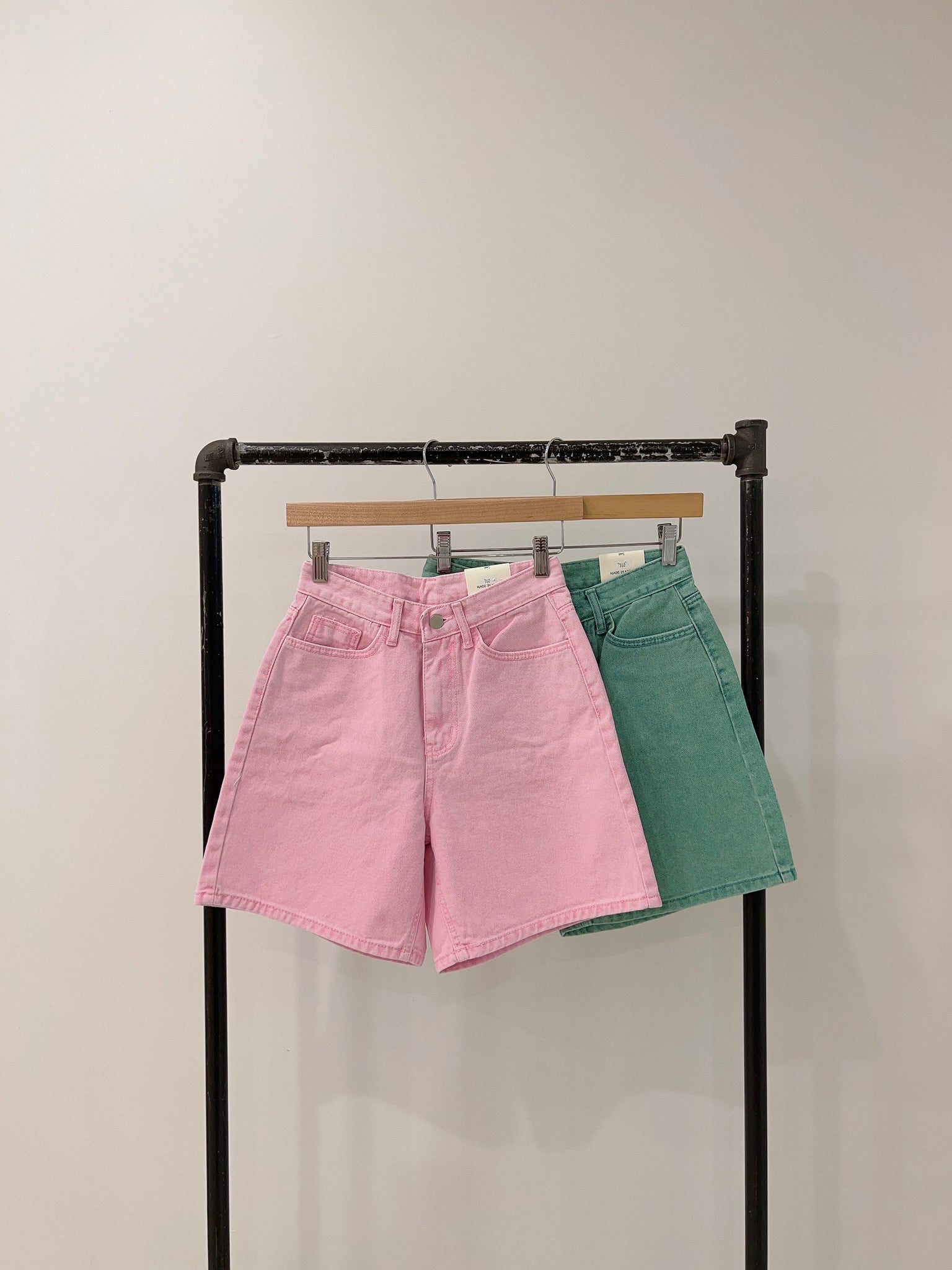 MARVE Colour denim shorts
