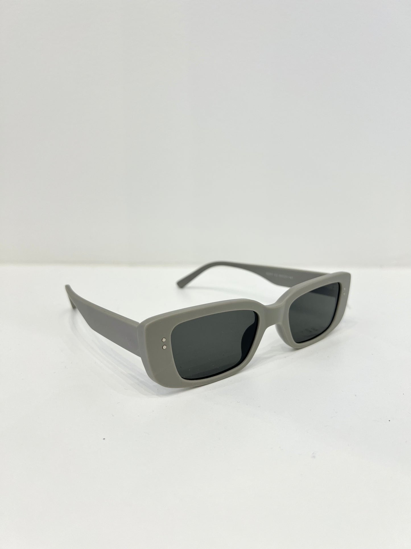 HOUSE Square sunnies