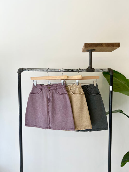 SHEA Washed mini skirt