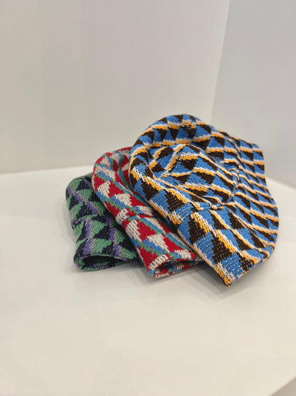 ZIGZAG Printed bucket hat