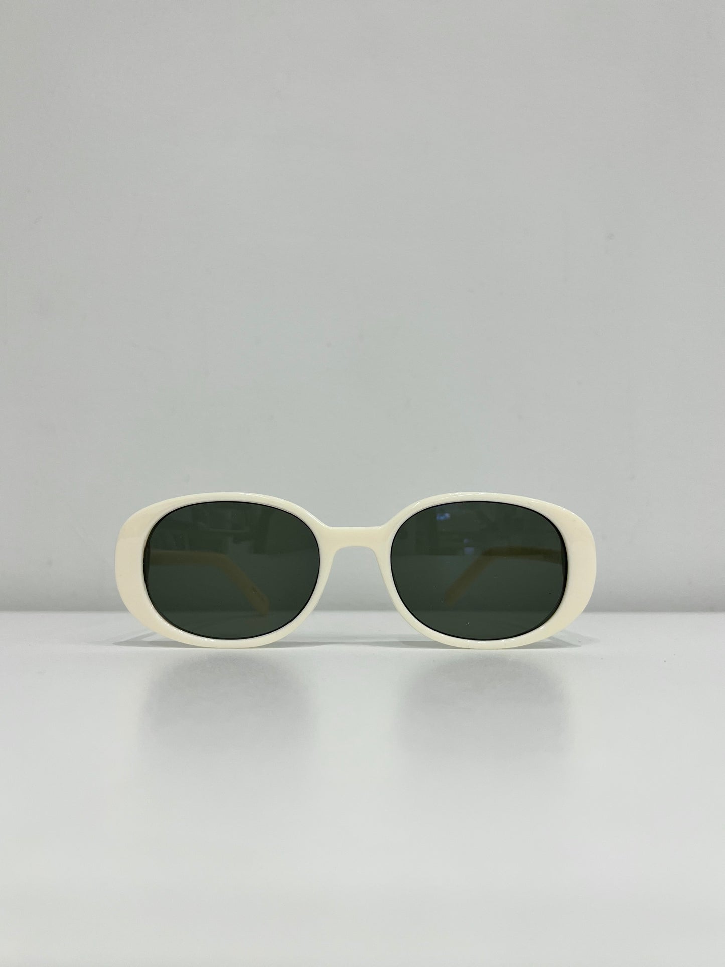 BILLY Large oval sunnies