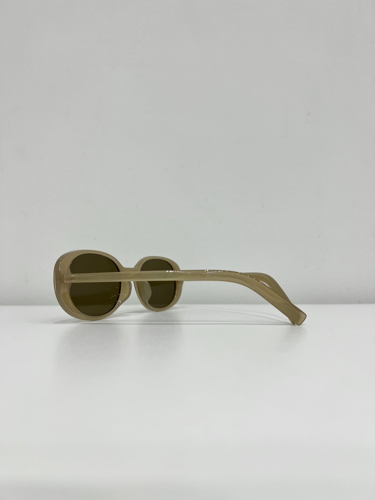 BILLY Large oval sunnies